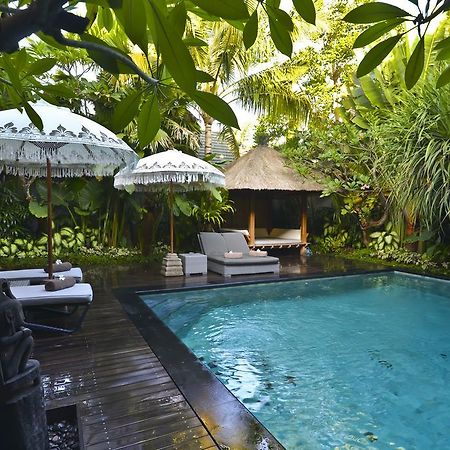 Elok Villas Seminyak Esterno foto
