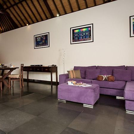 Elok Villas Seminyak Esterno foto