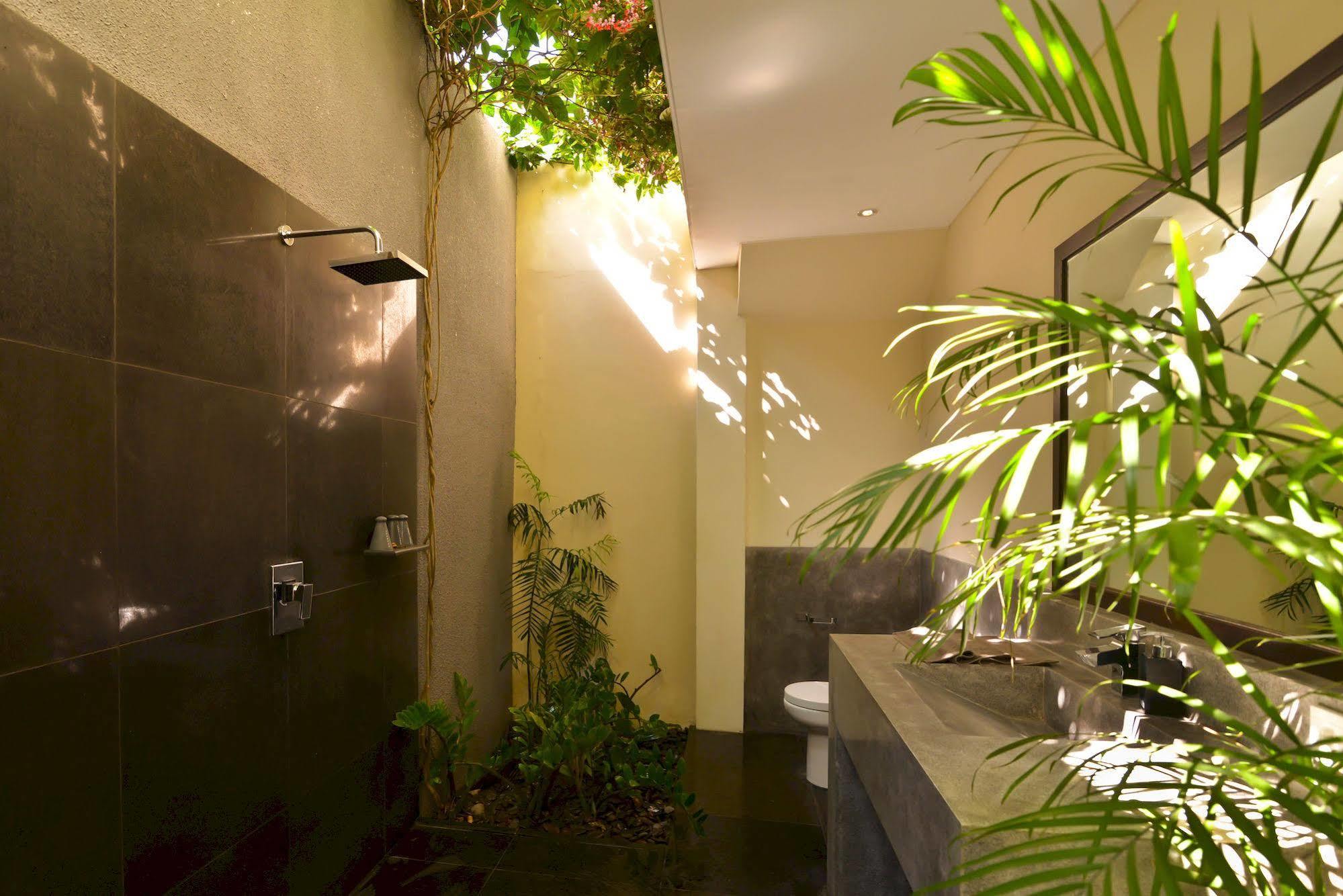 Elok Villas Seminyak Esterno foto
