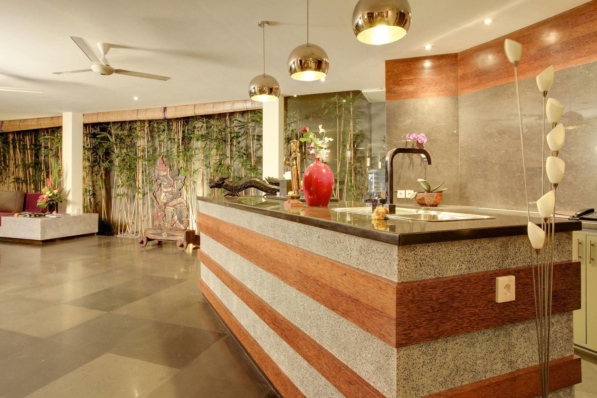 Elok Villas Seminyak Esterno foto