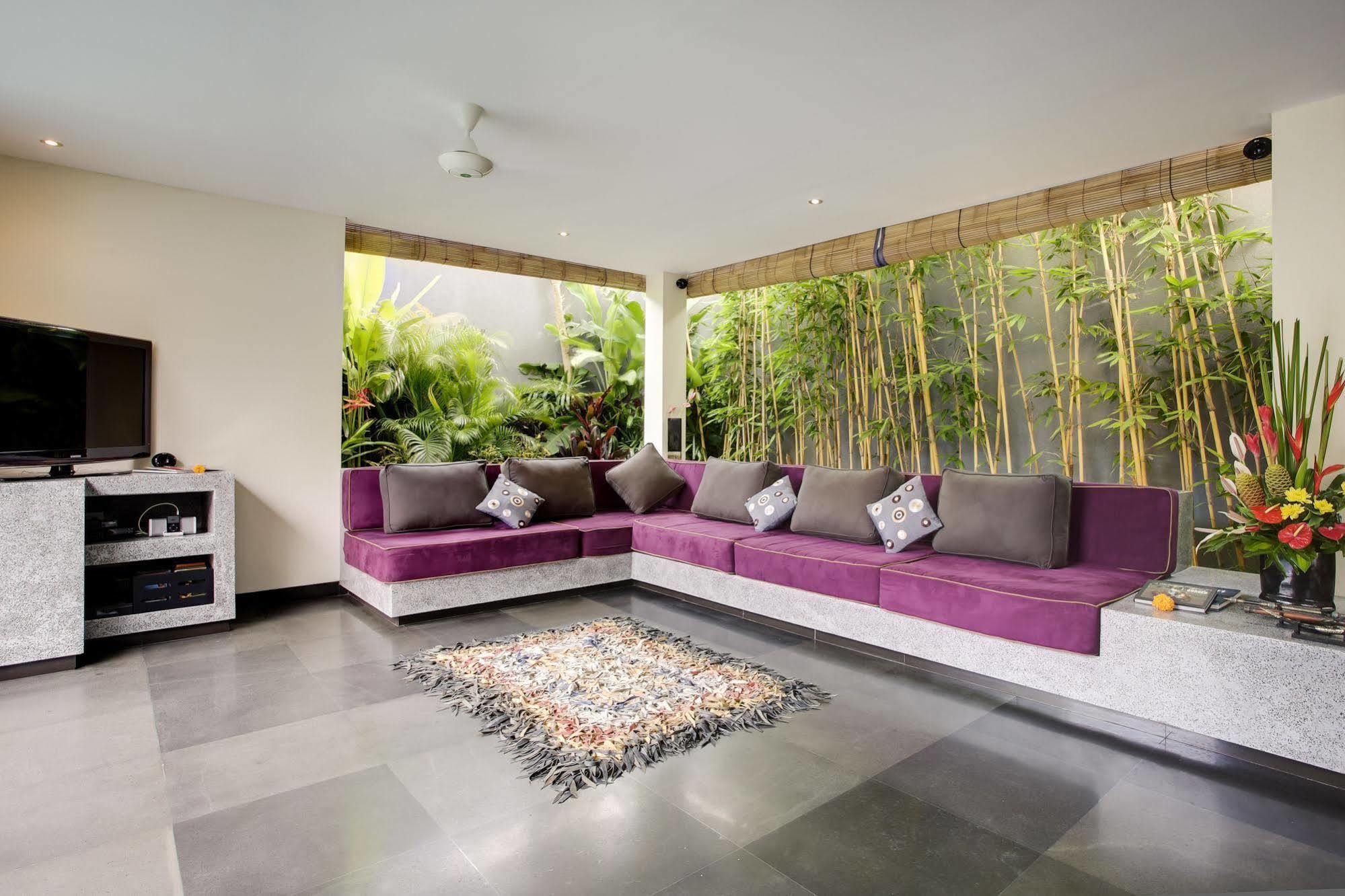 Elok Villas Seminyak Esterno foto